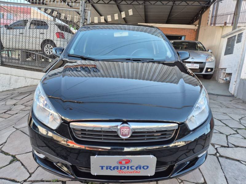 FIAT - GRAND SIENA - 2013/2013 - Preta - R$ 38.900,00