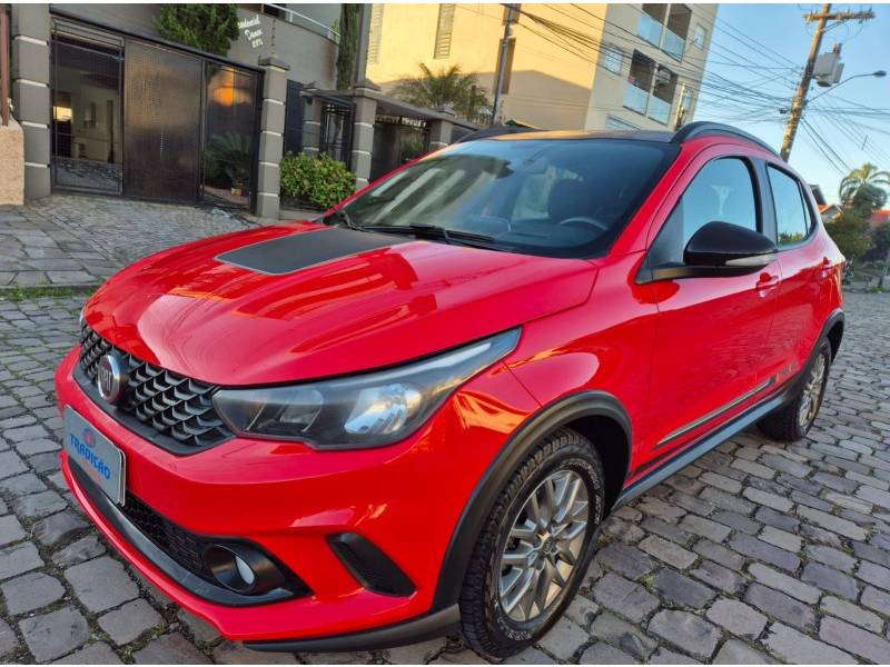 FIAT - ARGO - 2019/2020 - Vermelha - R$ 73.900,00