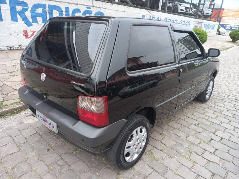 FIAT - UNO - 2013/2013 - Preta - R$ 24.500,00