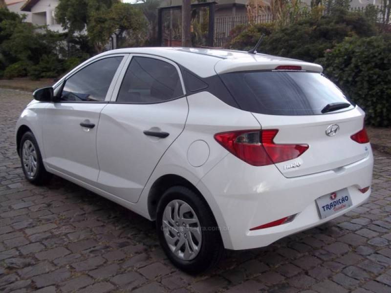 HYUNDAI - HB20 - 2022/2022 - Branca - R$ 62.900,00