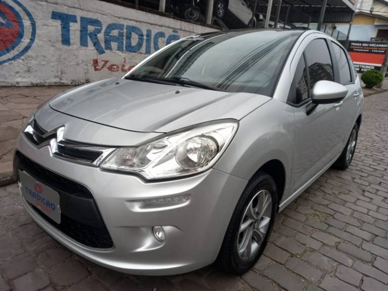 CITROËN - C3 - 2013/2014 - Prata - R$ 42.900,00