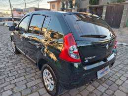 RENAULT - SANDERO - 2011/2011 - Verde - R$ 28.900,00