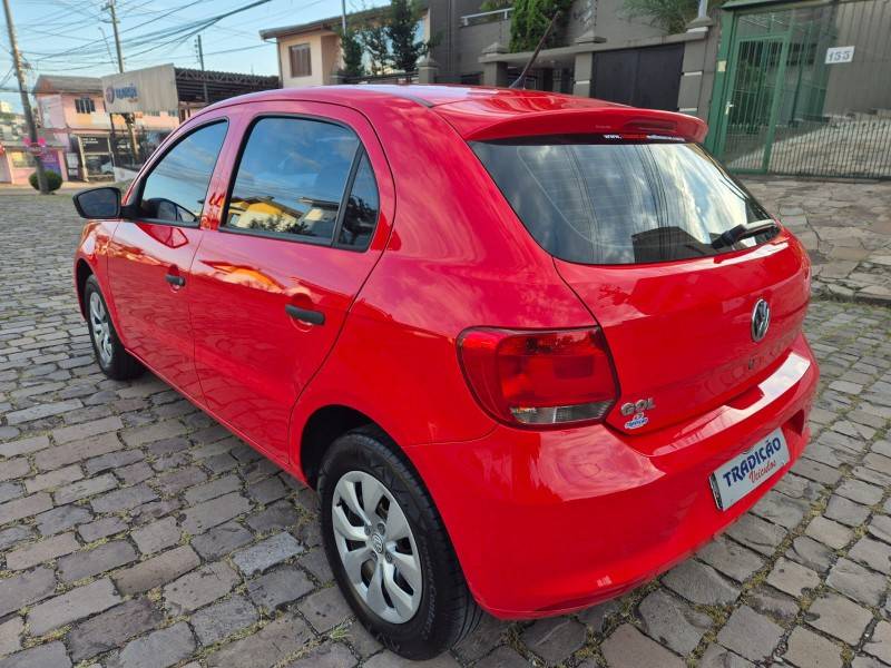 VOLKSWAGEN - GOL - 2015/2016 - Vermelha - R$ 44.900,00