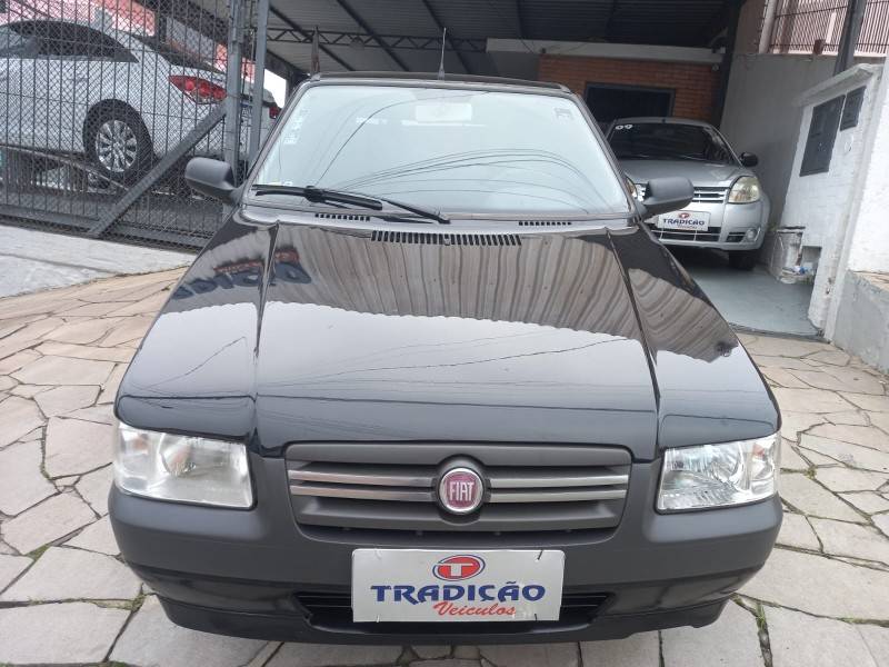 FIAT - UNO - 2013/2013 - Preta - R$ 22.900,00