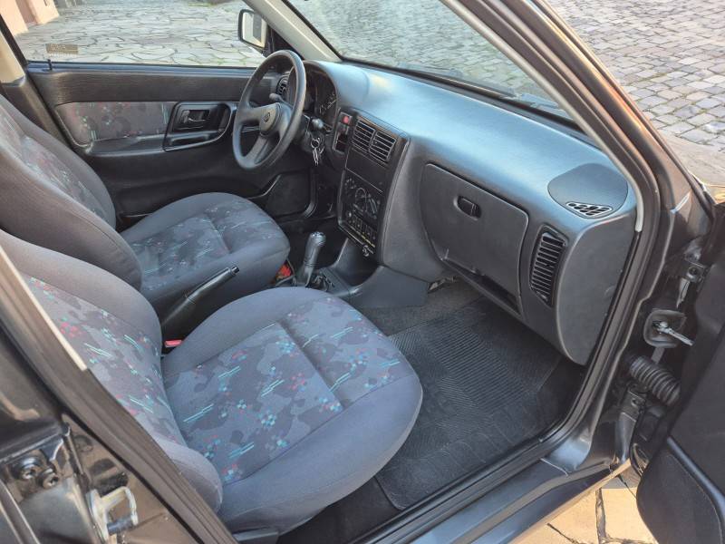 VOLKSWAGEN - POLO - 1998/1999 - Cinza - R$ 14.900,00