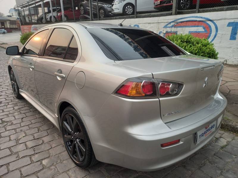 MITSUBISHI - LANCER - 2012/2013 - Prata - R$ 58.900,00