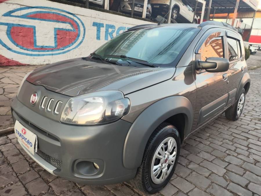 FIAT - UNO - 2013/2014 - Cinza - R$ 39.900,00