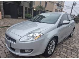 FIAT - BRAVO - 2011/2012 - Prata - R$ 35.900,00