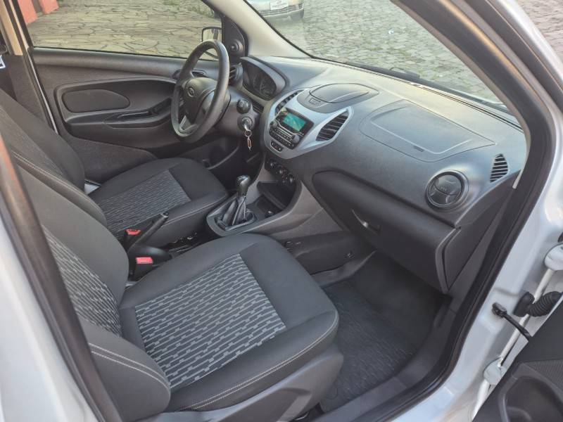 FORD - KA + - 2019/2019 - Branca - R$ 52.500,00