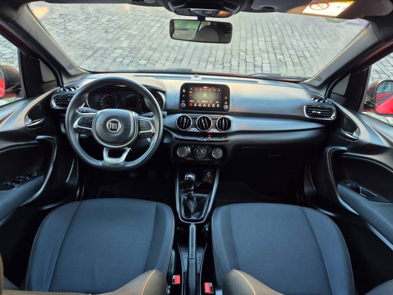 FIAT - ARGO - 2019/2020 - Vermelha - R$ 73.900,00