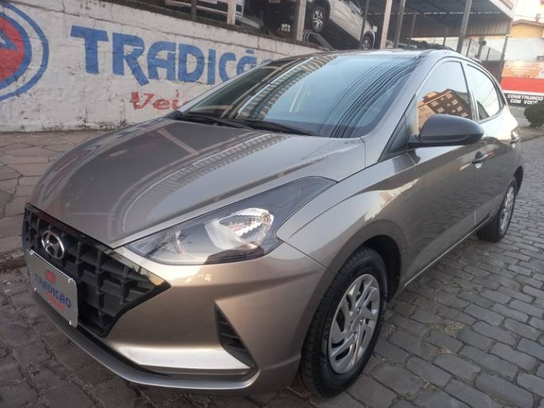 HYUNDAI - HB20 - 2021/2022 - Prata - R$ 63.900,00