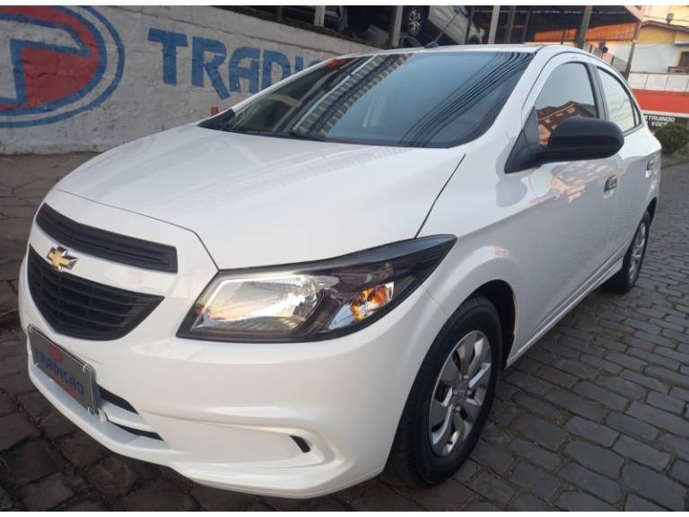 CHEVROLET - ONIX - 2019/2019 - Branca - R$ 51.900,00