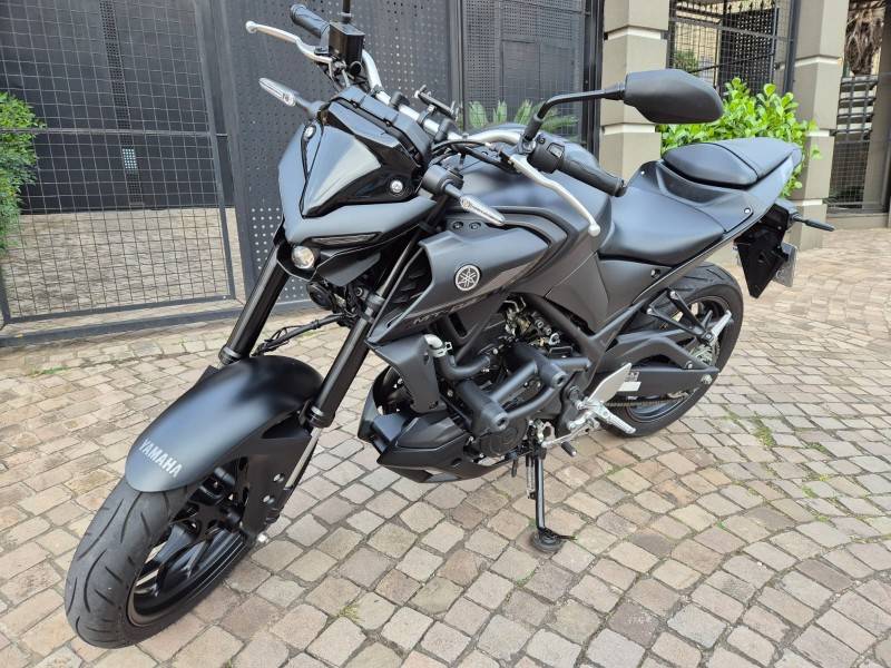 YAMAHA - MT - 2023/2023 - Preta - R$ 30.500,00