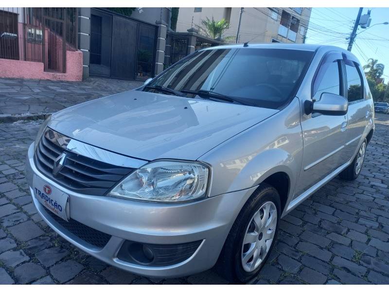 RENAULT - LOGAN - 2011/2011 - Branca - R$ 26.500,00