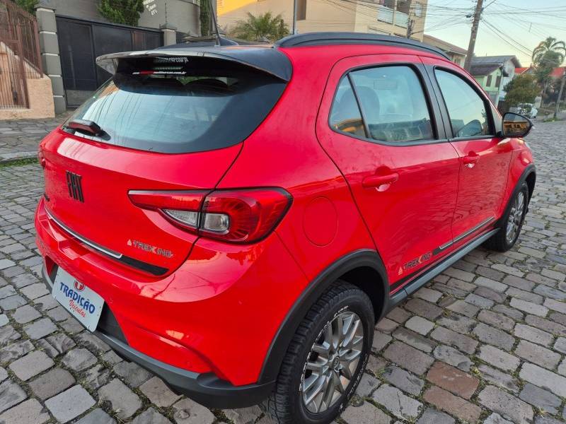 FIAT - ARGO - 2019/2020 - Vermelha - R$ 73.900,00