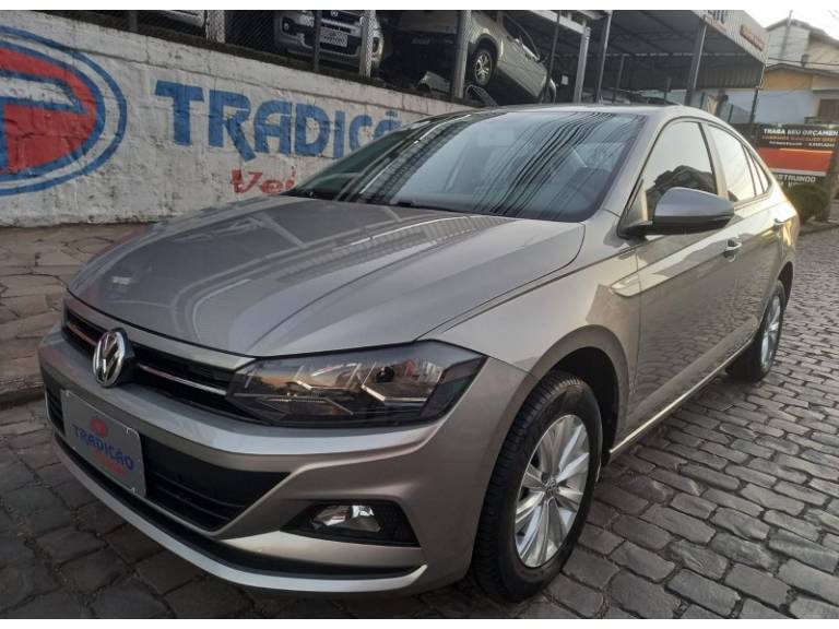 VOLKSWAGEN - VIRTUS - 2020/2020 - Prata - R$ 81.900,00