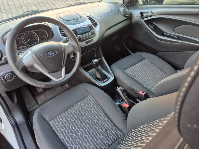 FORD - KA + - 2019/2019 - Branca - R$ 52.500,00