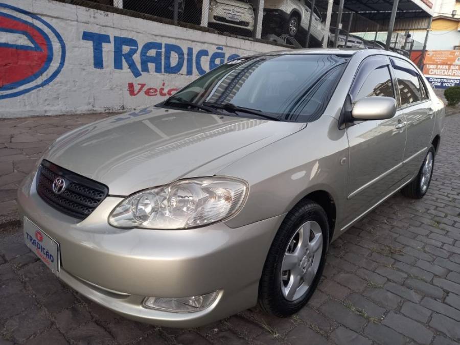 TOYOTA - COROLLA - 2004/2005 - Bege - R$ 37.500,00