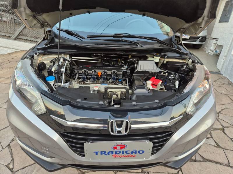 HONDA - HR-V - 2015/2016 - Cinza - R$ 88.500,00