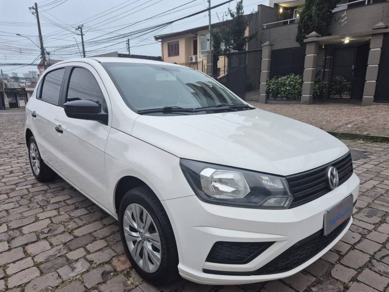 VOLKSWAGEN - GOL - 2020/2021 - Branca - R$ 53.900,00