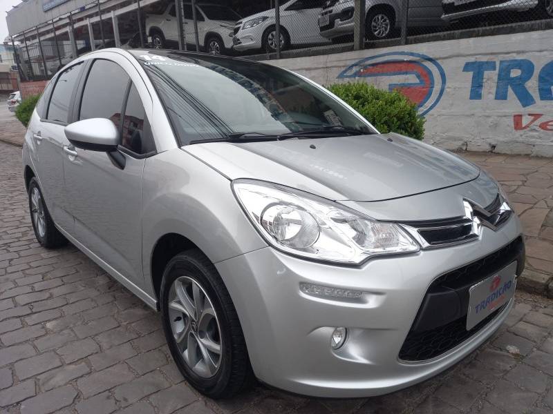 CITROËN - C3 - 2013/2014 - Prata - R$ 42.900,00