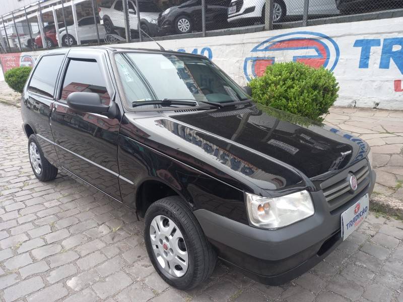 FIAT - UNO - 2013/2013 - Preta - R$ 22.900,00