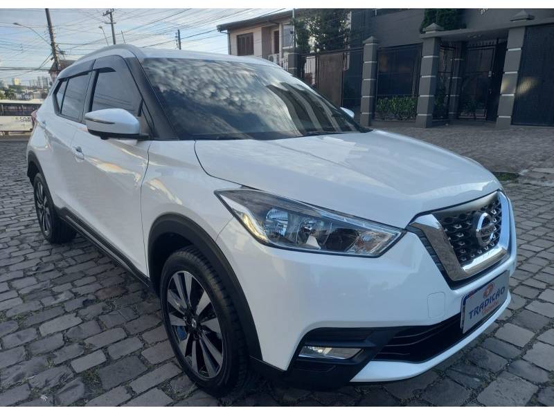 NISSAN - KICKS - 2016/2017 - Branca - R$ 83.500,00