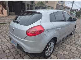 FIAT - BRAVO - 2011/2012 - Prata - R$ 35.900,00