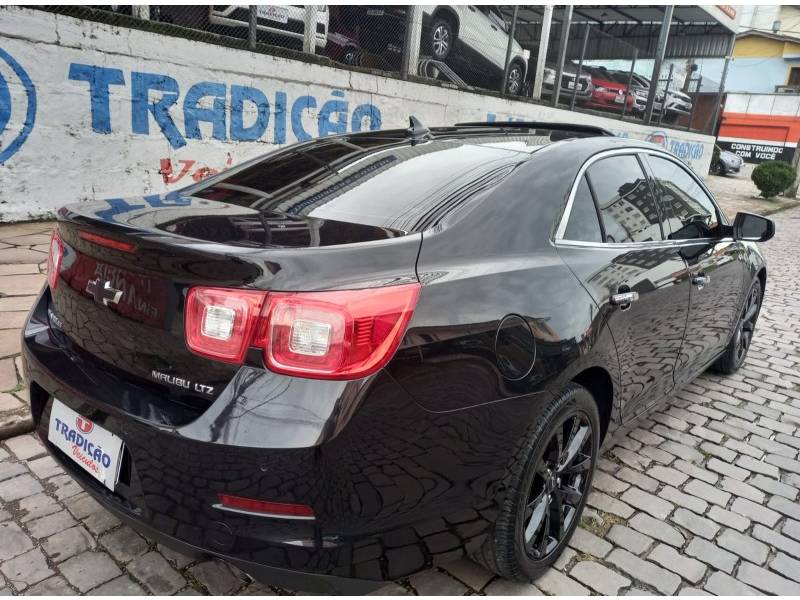 CHEVROLET - MALIBU - 2013/2013 - Preta - R$ 79.900,00