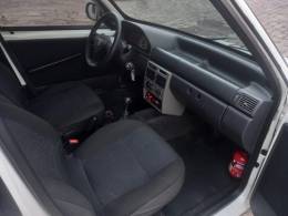 FIAT - UNO - 2012/2013 - Branca - R$ 28.900,00