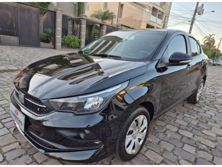 FIAT - CRONOS - 2021/2022 - Preta - R$ 72.500,00