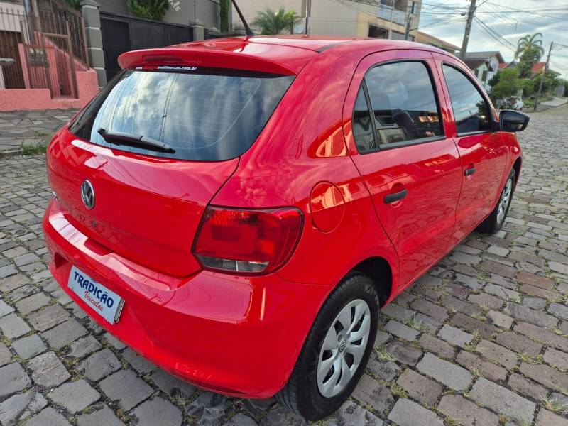 VOLKSWAGEN - GOL - 2015/2016 - Vermelha - R$ 44.900,00