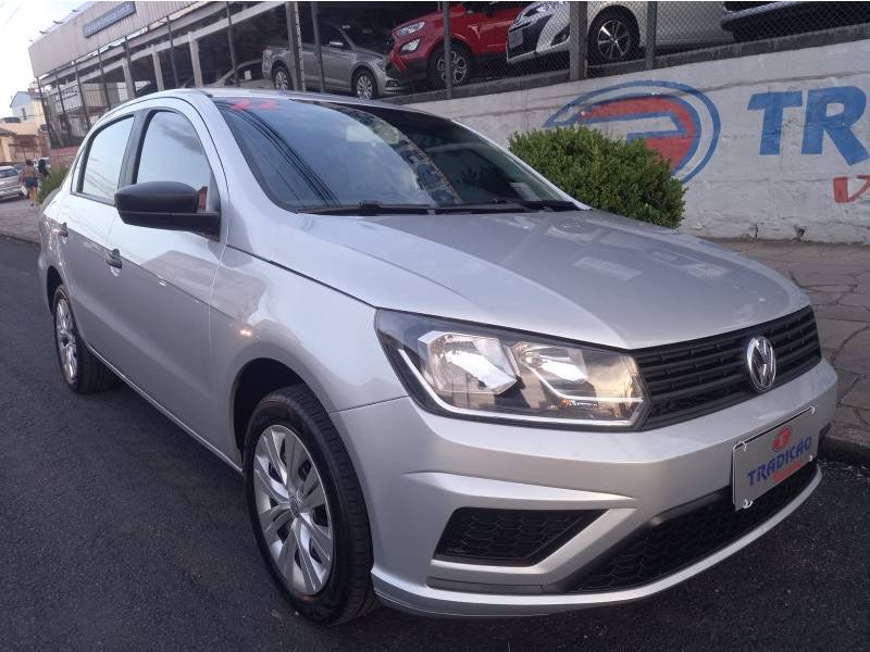 VOLKSWAGEN - VOYAGE - 2021/2022 - Prata - R$ 62.900,00