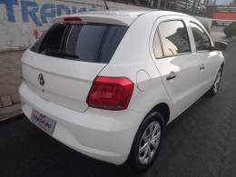 VOLKSWAGEN - GOL - 2022/2023 - Branca - R$ 58.500,00