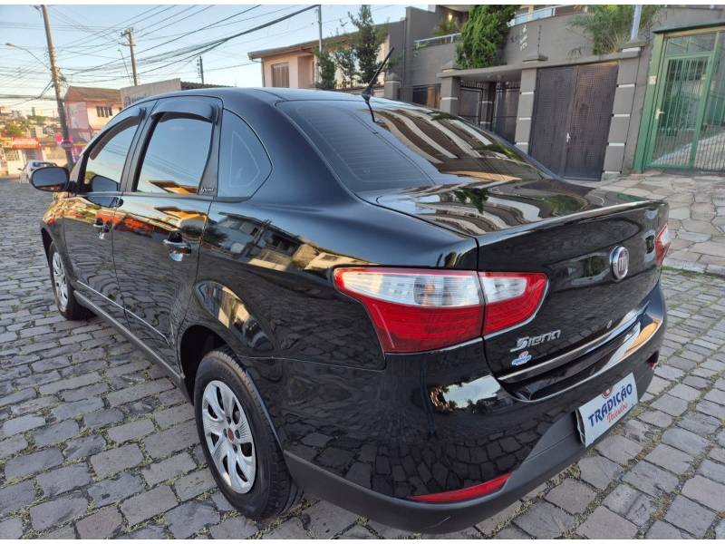 FIAT - GRAND SIENA - 2013/2013 - Preta - R$ 38.900,00