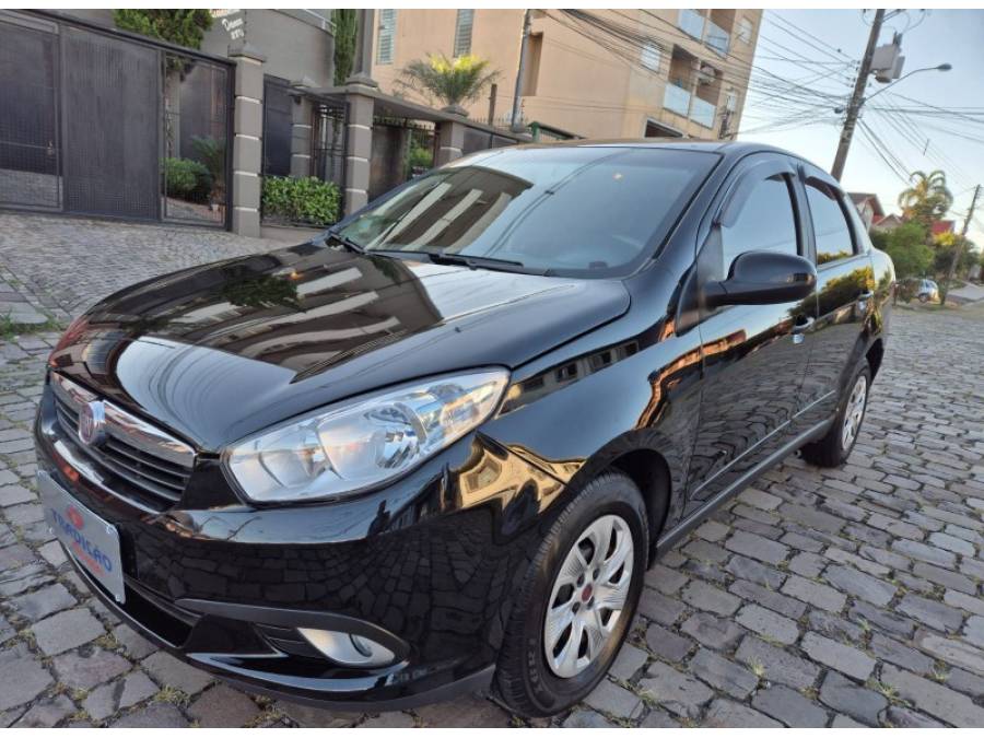 FIAT - GRAND SIENA - 2013/2013 - Preta - R$ 38.900,00