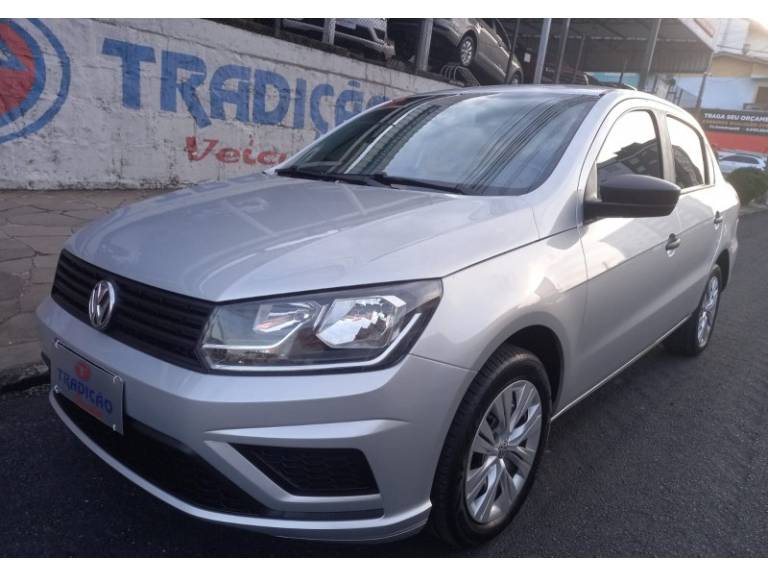 VOLKSWAGEN - VOYAGE - 2021/2022 - Prata - R$ 62.900,00